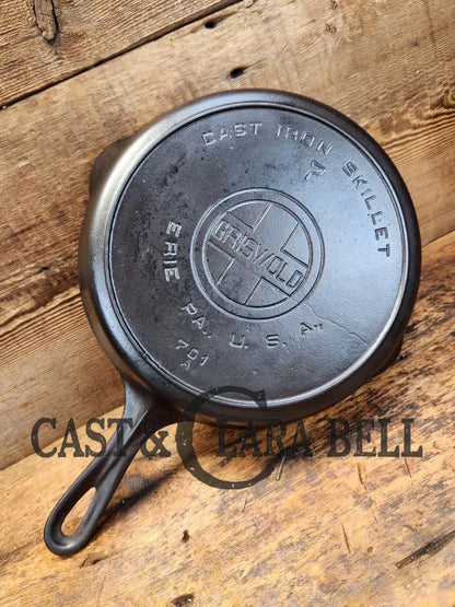 Beautiful! 1910-20’S Griswold #7 Skillet With Heat Ring And Large Block Logo 701.