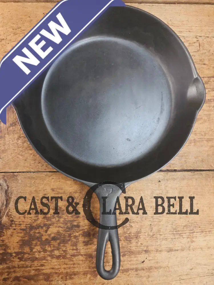 BEAUTIFUL! 1910-20’s Griswold #7 Skillet with Heat Ring and Large Block Logo 701 Skillet