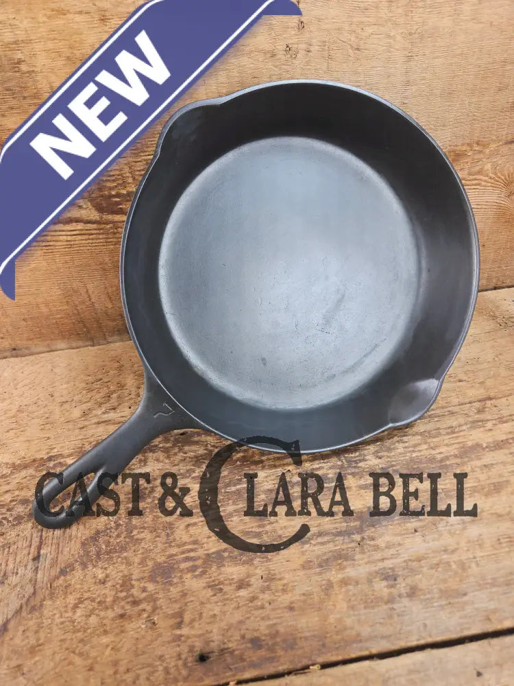 BEAUTIFUL! 1910-20’s Griswold #7 Skillet with Heat Ring and Large Block Logo 701 Skillet