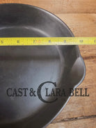 BEAUTIFUL! 1910-20’s Griswold #7 Skillet with Heat Ring and Large Block Logo 701 Skillet