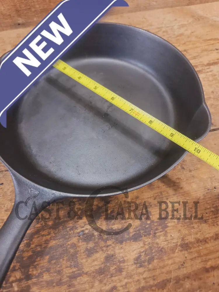 BEAUTIFUL! 1910-20’s Griswold #7 Skillet with Heat Ring and Large Block Logo 701 B - Skillet