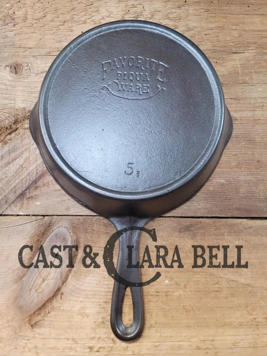 Beautiful! 1920’S Favorite Made Puritan No. 5B Cast Iron Skillet W Heat Ring! Unique Handle