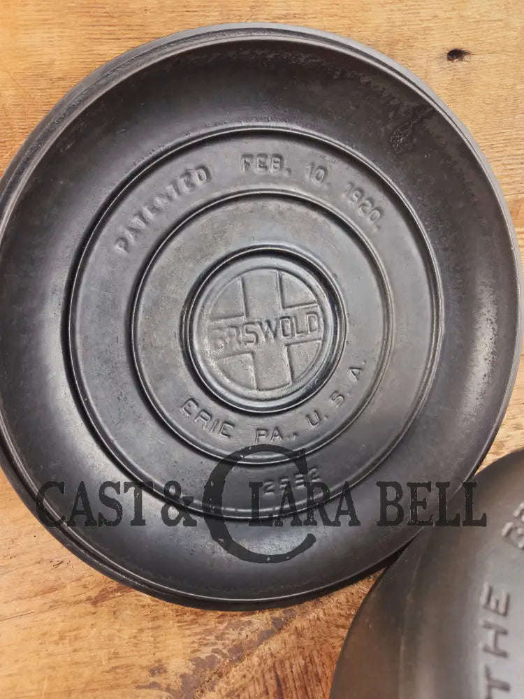 Beautiful 1920’s Griswold No. 9 Tite-Top Dutch Oven with Block Logo p/n 834 B Block Logo lid 2552. PERFECT for stews