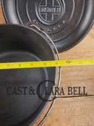 Beautiful 1920’s Griswold No. 9 Tite-Top Dutch Oven with Block Logo p/n 834 Block Logo lid 2552. PERFECT for stews