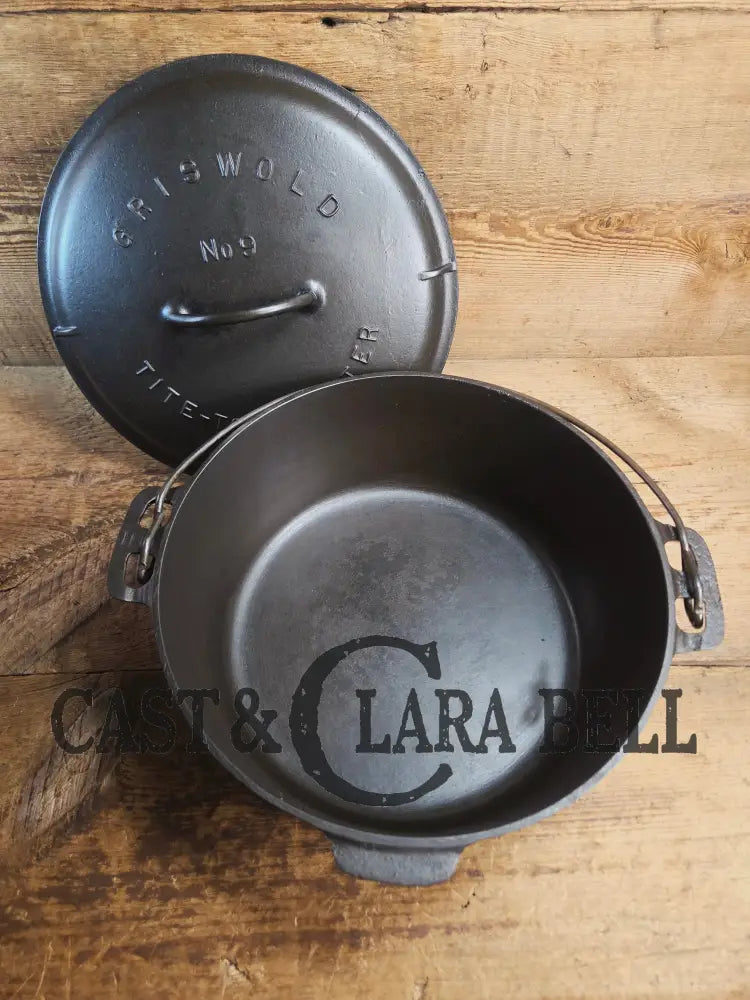 Beautiful 1920’s Griswold No. 9 Tite-Top Dutch Oven with Block Logo p/n 834 Slant Logo lid 2552. PERFECT for stews