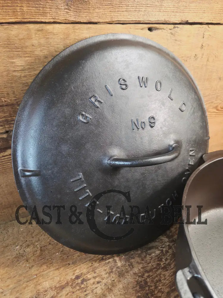 Beautiful 1920’s Griswold No. 9 Tite-Top Dutch Oven with Slant Logo p/n 834 H Block Logo lid 2552. PERFECT for stews