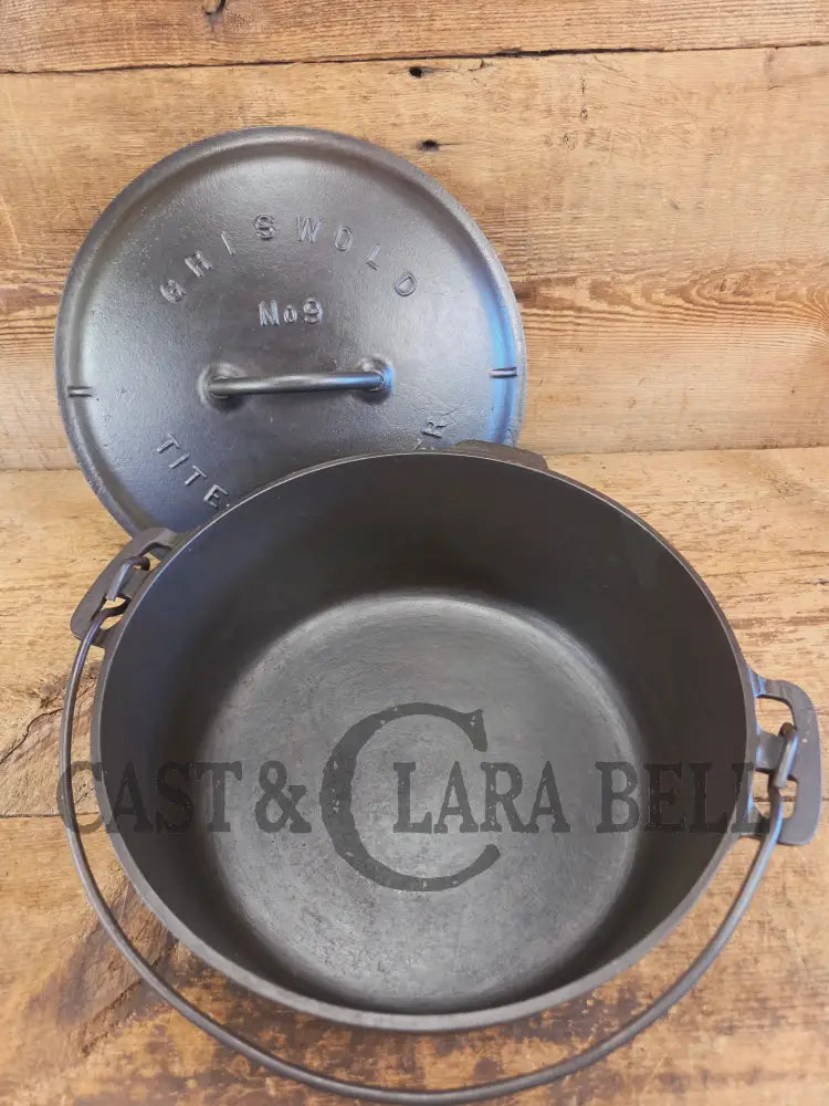 Beautiful 1920’s Griswold No. 9 Tite-Top Dutch Oven with Slant Logo p/n 834 Slant Logo lid 2552. PERFECT for stews
