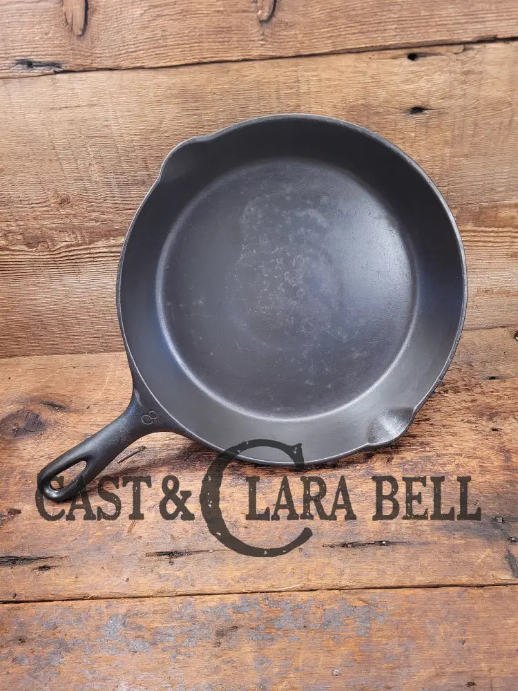 Beautiful 1920S Vollrath #8 Cast Iron Skillet With Heat Ring