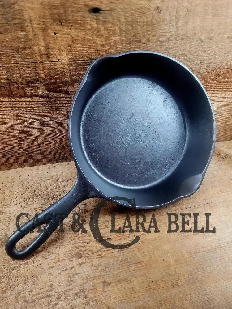 Beautiful! 1920’S Wagner Ware #5 C Cast Iron Skillet Stylized Logo Heat Ring.