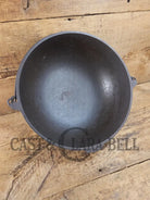 Beautiful 1930’s #4 Griswold (#782) Scotch Bowl (aka candy kettle). Hard to find really cook bowl for bread proofing