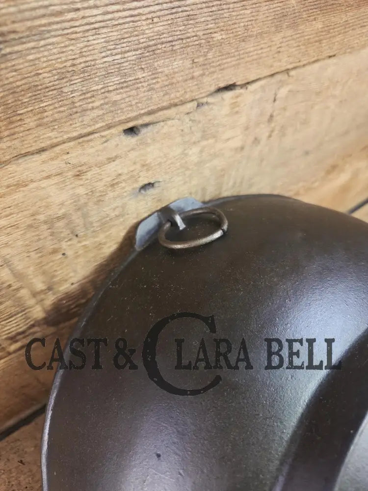 Beautiful 1930’s #5 Griswold (#783) Scotch Bowl (aka candy kettle). Hard to find really cook bowl for bread proofing