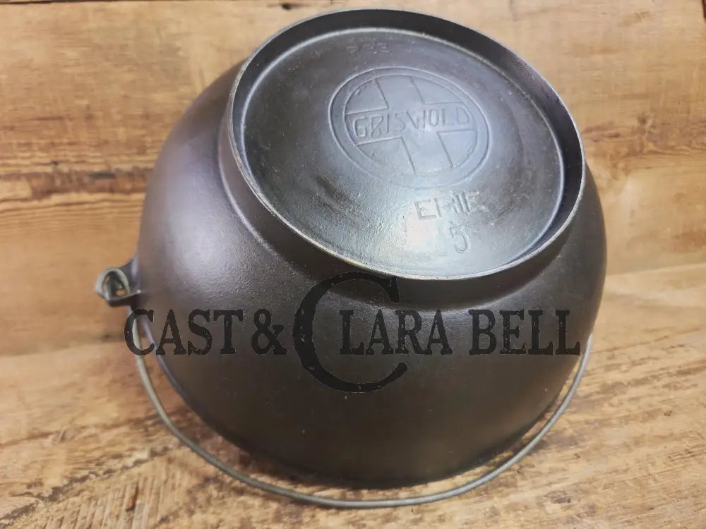 Beautiful 1930’s #5 Griswold (#783) Scotch Bowl (aka candy kettle). Hard to find really cook bowl for bread proofing
