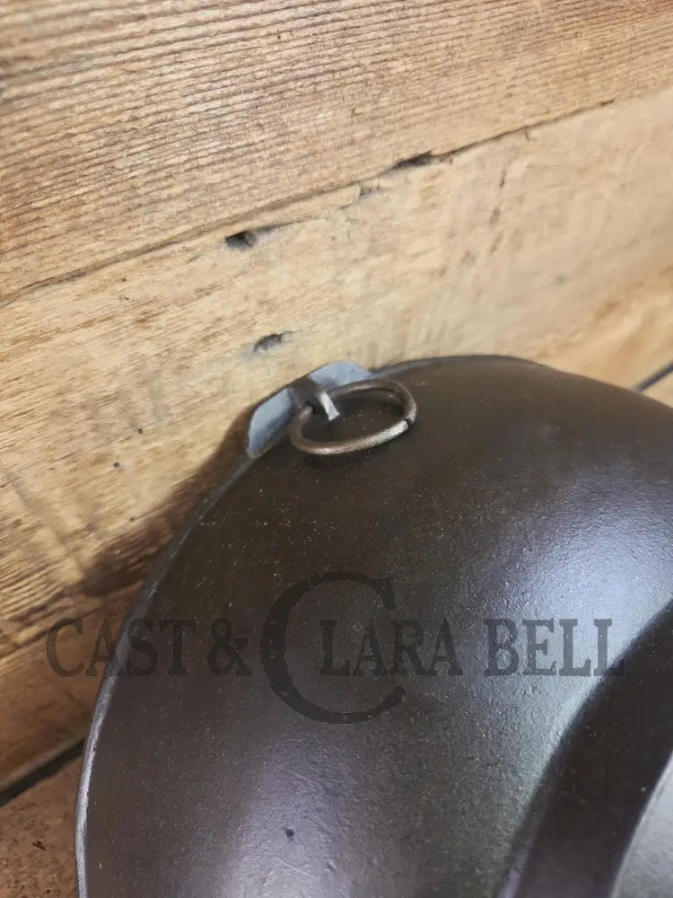 Beautiful 1930’s #5 Griswold (#783) Scotch Bowl (aka candy kettle). Hard to find really cook bowl for bread proofing