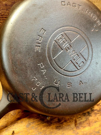 Beautiful! 1930’S Griswold #7 Cast Iron Skillet W Large Block Logo Smooth Bottom 701 J