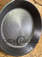 Beautiful!! 1930’s Lodge #8 Cast Iron Skillet with 3 Notch Heat Ring. Raised Blob makers mark