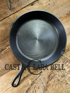 Beautiful!! 1930’s Lodge #8 Cast Iron Skillet with 3 Notch Heat Ring. Raised Blob makers mark