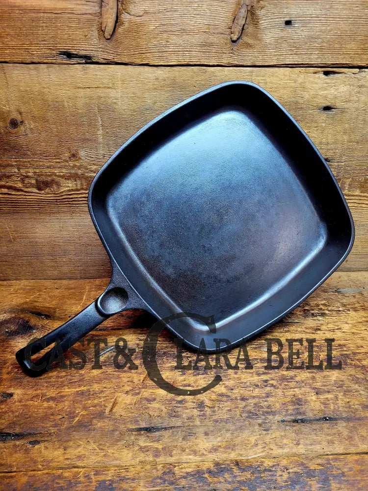 Beautiful 1930S Wagner Square Skillet P/N 1218.