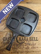 Beautiful 1940’s later series Wagner Square ’Benedict’ skillet. Perfect for cooking multiple sandwiches at once. A