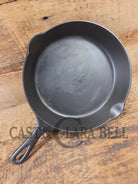 BEAUTIFUL! 1910-20’s Griswold #7 Skillet with Heat Ring and Large Block Logo 701 B - Skillet