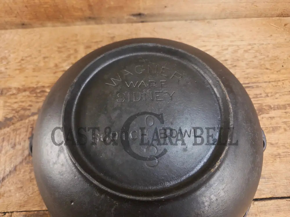 Beautiful #3 1910’s era Wagner Sidney #3 Scotch Bowl (aka candy kettle). Hard to find GORGEOUS collector’s piece Dutch