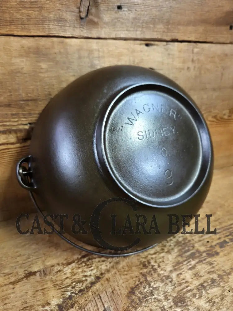 Beautiful #3 1910’s era Wagner Sidney #3 Scotch Bowl (aka candy kettle). Hard to find GORGEOUS collector’s piece Dutch