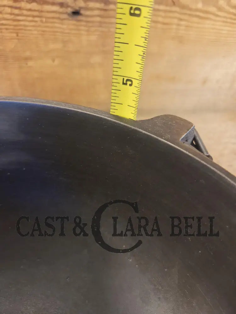 Beautiful #3 1930’s Large Block Logo Griswold (#781) Scotch Bowl (aka candy kettle). Hard to find GORGEOUS collector’s