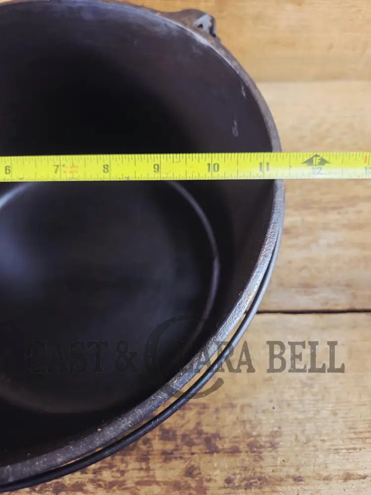Beautiful and tough to find #8 1930’s Block Logo Griswold (#938) Maslin Kettle! Gorgeous collector and canner piece!