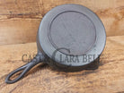 Beautiful Antique gate-marked unknown #9 skillet. Est 1880’s. Left single spout heat ring bottom w/ semi fancy handle