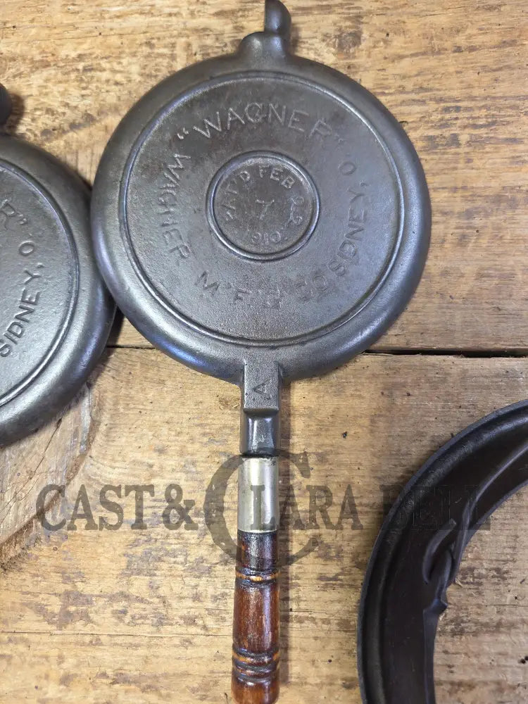 Beautiful! Early 1900’s Wagner #7 Cast Iron Waffle Iron with low base. Pat’d 1910. Fully restored and ready to use!