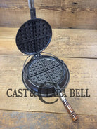 Beautiful! Early 1900’s Wagner #7 Cast Iron Waffle Iron with low base. Pat’d 1910. Fully restored and ready to use!