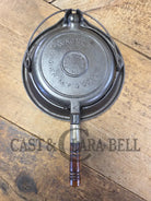 Beautiful! Early 1900’s Wagner #7 Cast Iron Waffle Iron with low base. Pat’d 1910. Fully restored and ready to use!