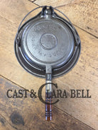 Beautiful! Early 1900’s Wagner #7 Cast Iron Waffle Iron with low base. Pat’d 1910. Fully restored and ready to use!