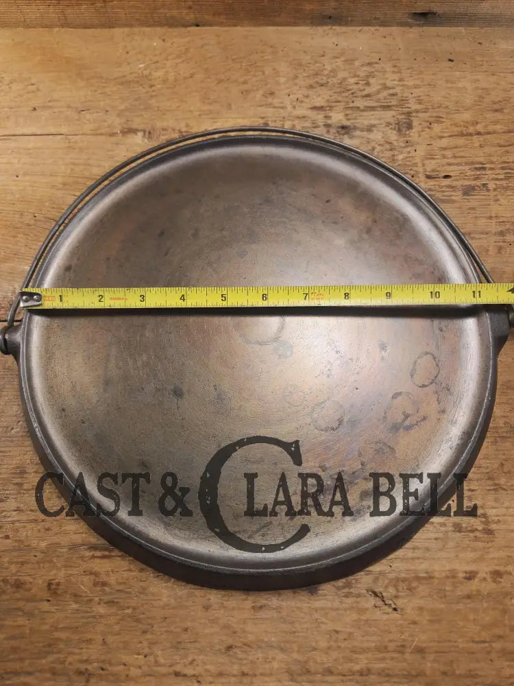 Beautiful!! Early 1920’s Griswold Slant Logo ’Erie’ No. 12 Round Griddle Bailed 741. Ghostmark Slant logo as well!