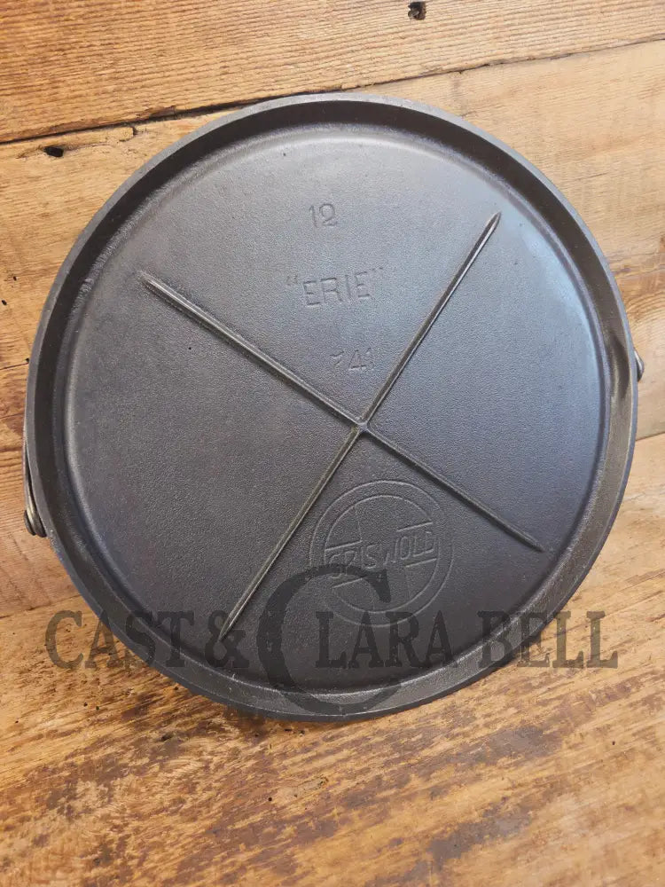 Beautiful!! Early 1920’s Griswold Slant Logo ’Erie’ No. 12 Round Griddle Bailed 741. Perfect Pizza Griddle - Griddle