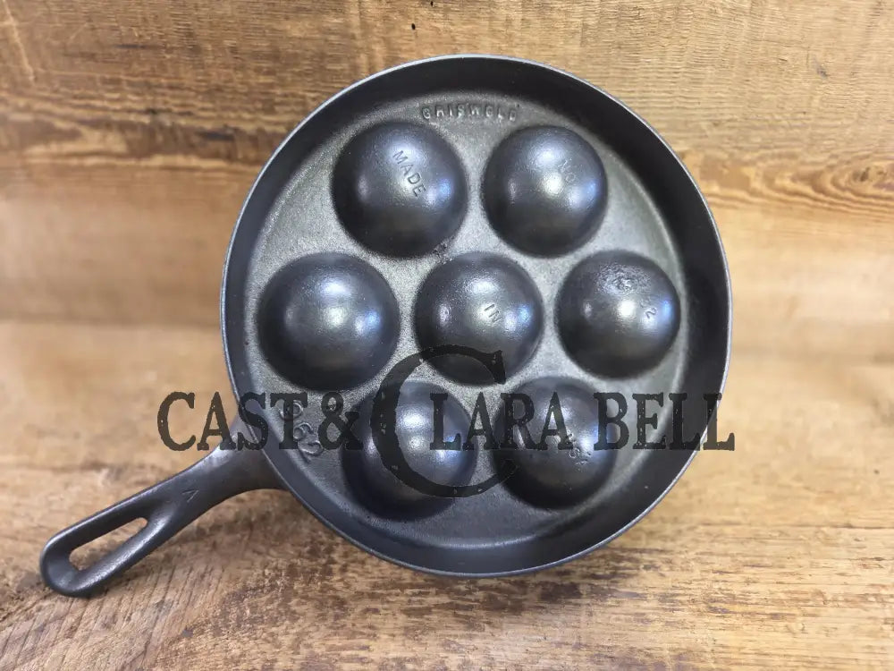 Beautiful early Griswold No. 32 Cast Iron Aebleskiver 962. Awesome poached eggs! Skillet