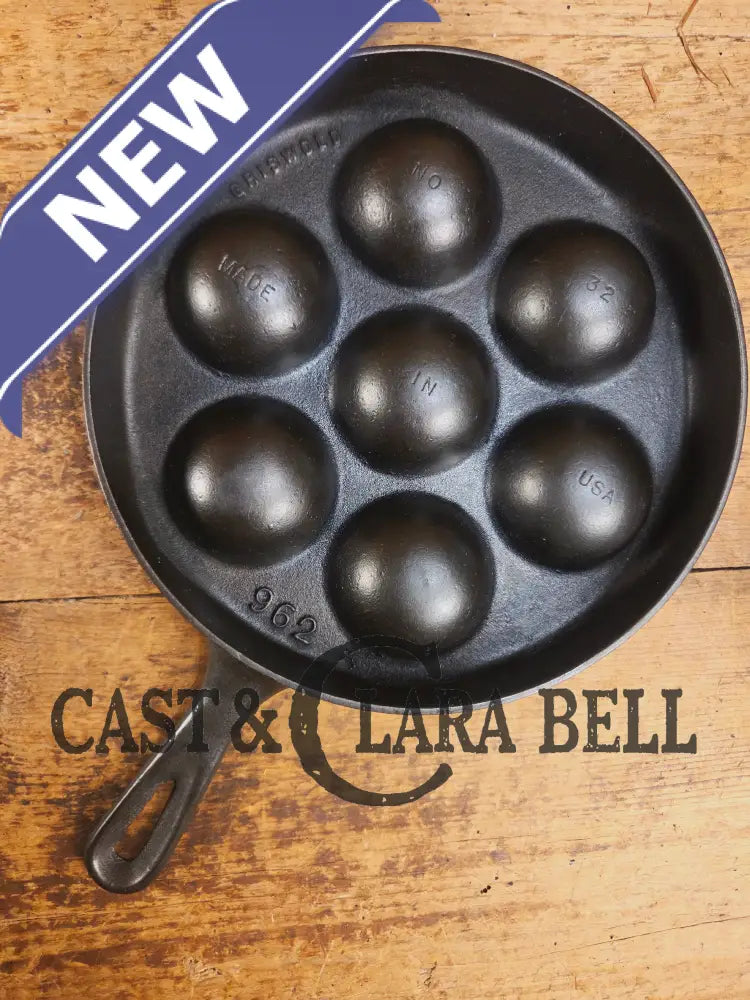 Beautiful early Griswold No. 32 Cast Iron Aebleskiver 962. Awesome poached eggs! Skillet