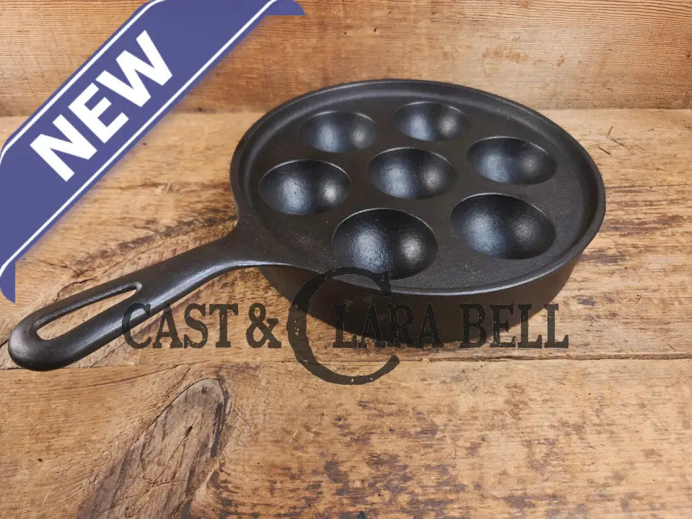Beautiful early Griswold No. 32 Cast Iron Aebleskiver 962. Awesome poached eggs! Skillet