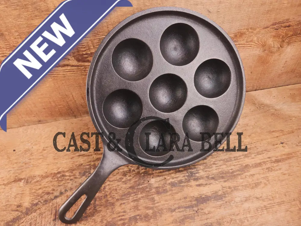 Beautiful early Griswold No. 32 Cast Iron Aebleskiver 962. Awesome poached eggs! Skillet