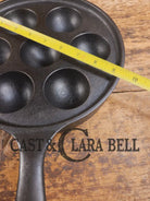 Beautiful early Griswold No. 32 Cast Iron Aebleskiver 962. Awesome poached eggs! Skillet