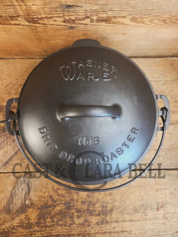 Beautiful & elegant! 1930’s raised logo Wagner Ware #8 Drip Drop Round Roaster #1268 w/ Sawtooth Lid p/n 1268 - Dutch