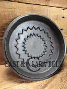 Beautiful & elegant! 1930’s Wagner Ware #8 Drip Drop Roaster #1268 I w/ Sawtooth Lid p/n 1268 Y. Raised Letter lid.