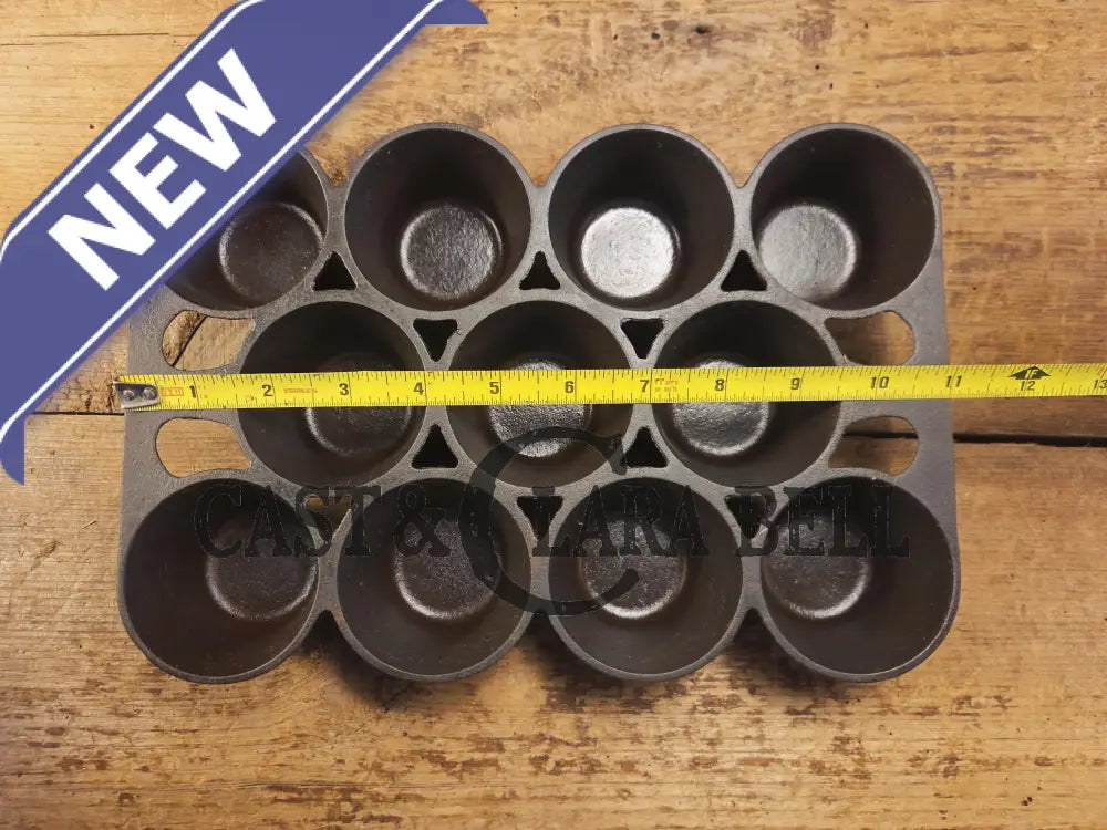 Beautiful gift idea for bakers and a tough one to find! Favorite Piqua No. 10 Popover Pan 11 cup. Fully restored and