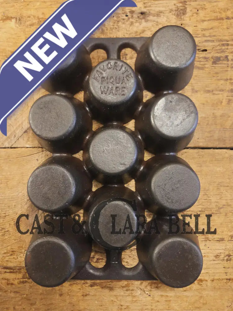 Beautiful gift idea for bakers and a tough one to find! Favorite Piqua No. 10 Popover Pan 11 cup. Fully restored and