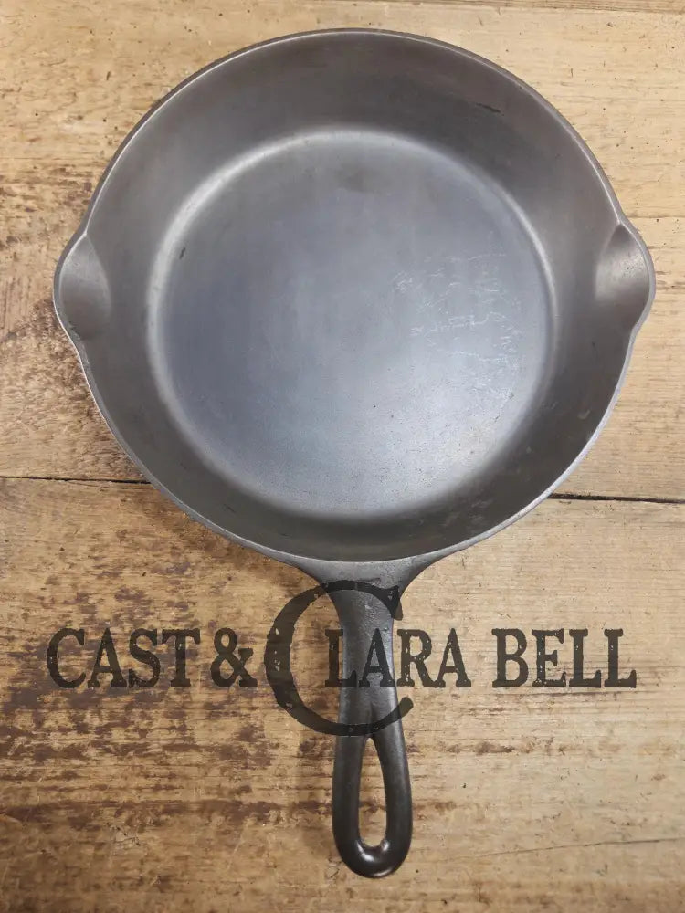 Beautiful! Griswold #7 Skillet with Large Block Logo and Smooth Bottom 701 D. Restored and Ready to Use! SC24