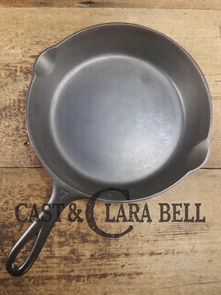 Beautiful! Griswold #7 Skillet with Large Block Logo and Smooth Bottom 701 D. Restored and Ready to Use! SC24