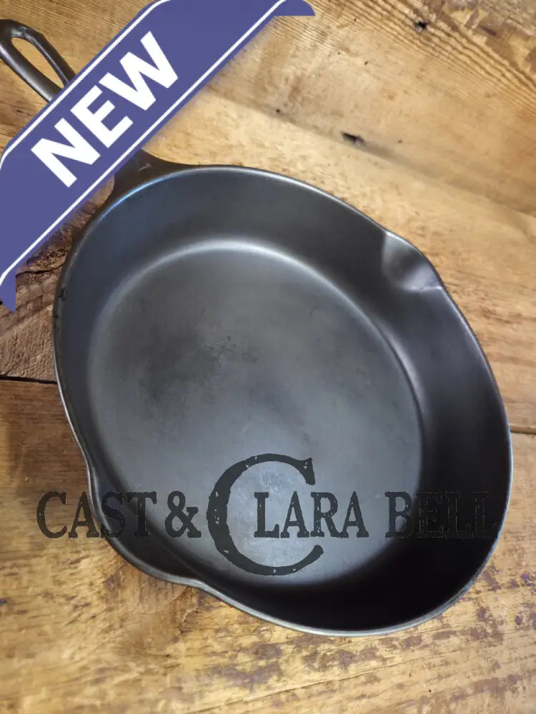 Beautiful! Griswold #7 Skillet with Large Block Logo and Smooth Bottom 701 J. Almost perfect! (Copy) Skillet