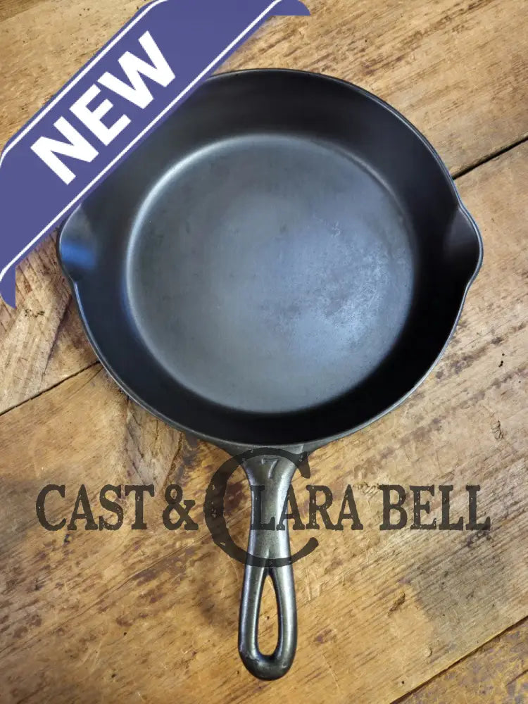 Beautiful! Griswold #7 Skillet with Large Block Logo and Smooth Bottom 701 J. Almost perfect! (Copy) Skillet