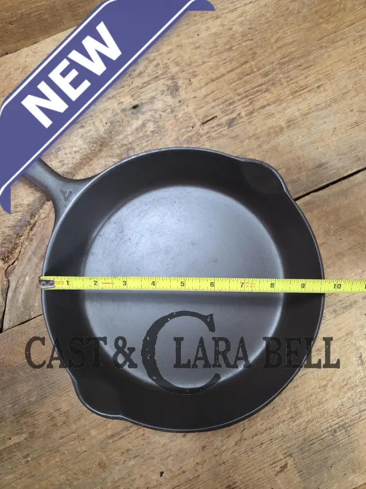 Beautiful! Griswold #7 Skillet with Large Block Logo and Smooth Bottom 701. Restored and Ready to Use! Skillet