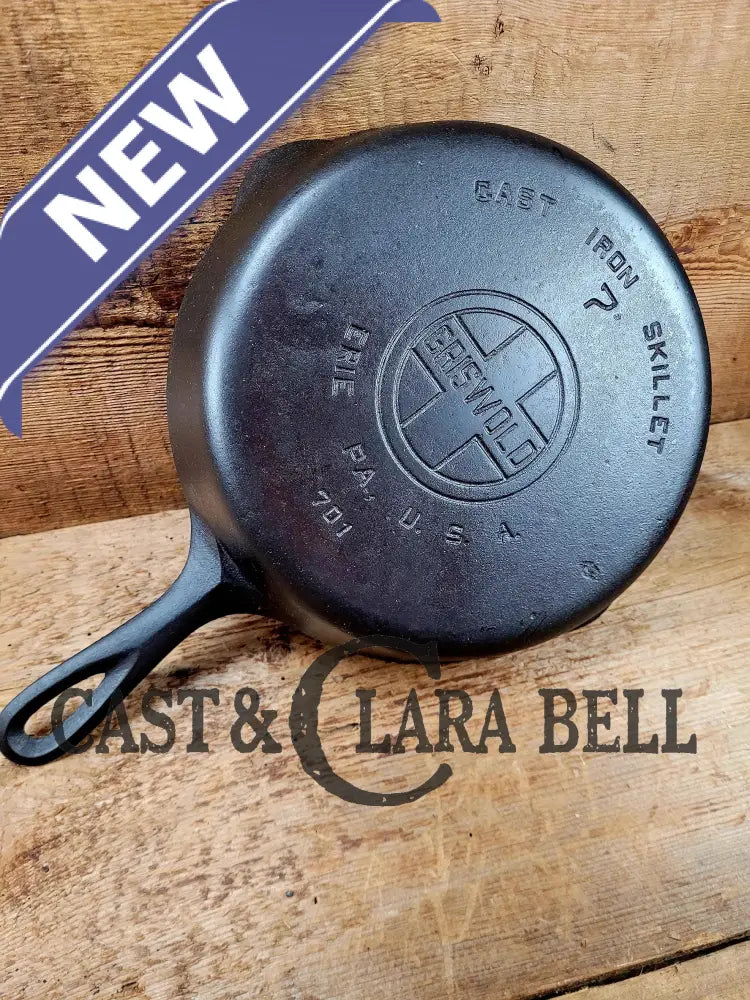Beautiful! Griswold #7 Skillet With Large Block Logo And Smooth Bottom 701. Restored Ready To Use!