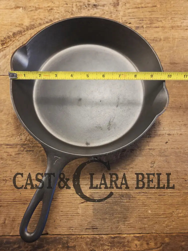 Beautiful! Griswold #7 Skillet with Large Block Logo and Smooth Bottom 701. Restored and Ready to Use! Skillet
